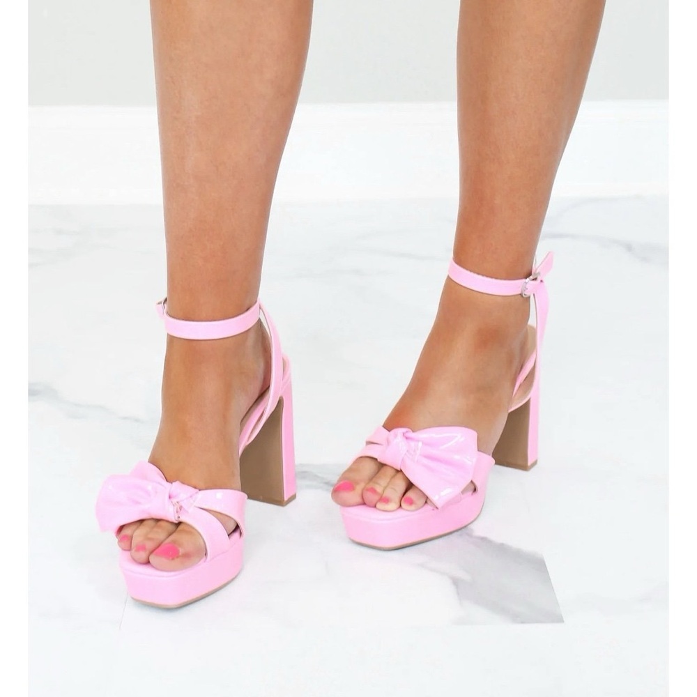 Elegant Pink Bow High Heels